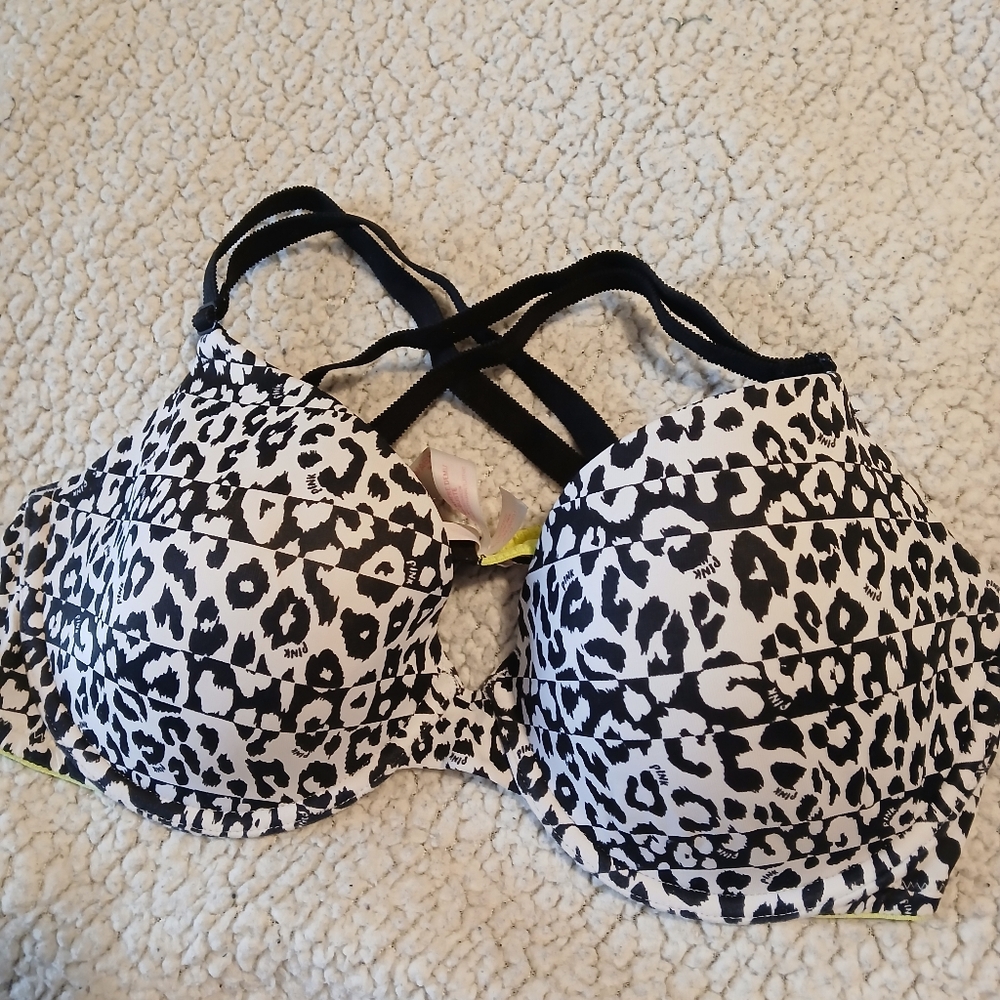Victorias Secret Pink black and White Leopard Print Bra